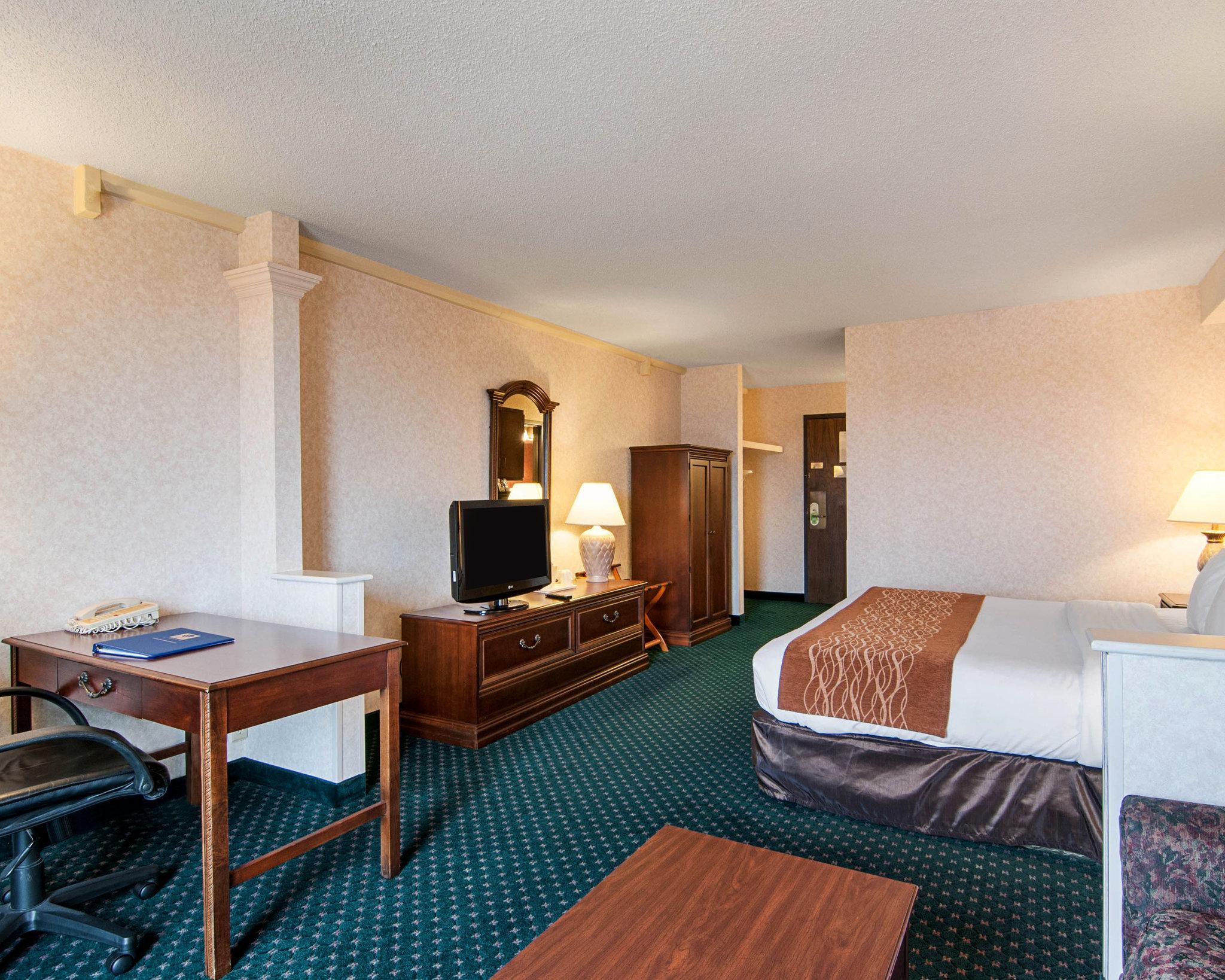 Comfort Inn & Suites Near Danville Mall Eksteriør bilde